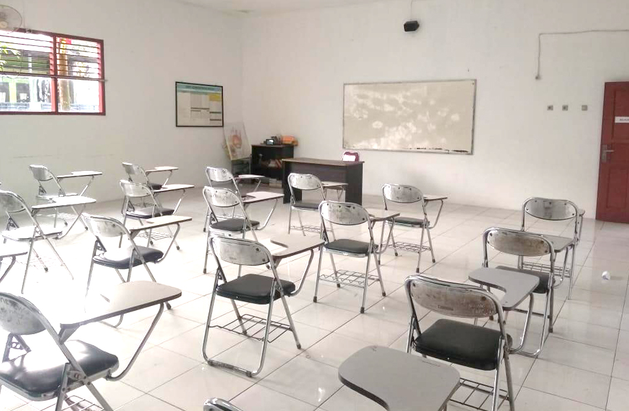 images/Fasilitas/ruang kelas.jpg